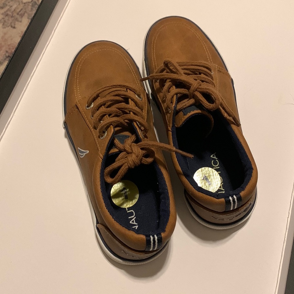 Look like the coolest kid… these shoe will finish any outfit perfectly!🤗